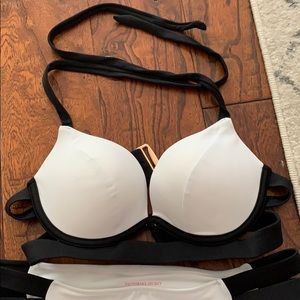 Victoria's Secret Swim - Victoria Secret Bikini Victoria's Secret Swim - Victoria Secret Bikini